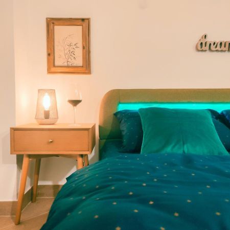 Green Art Studio Old Town Bucarest Extérieur photo